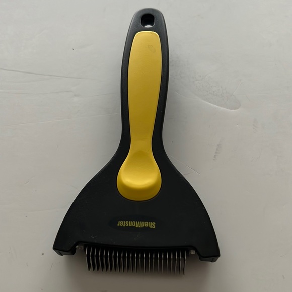 Oster Shedmonster De-Shedding Tool - Picture 4 of 4